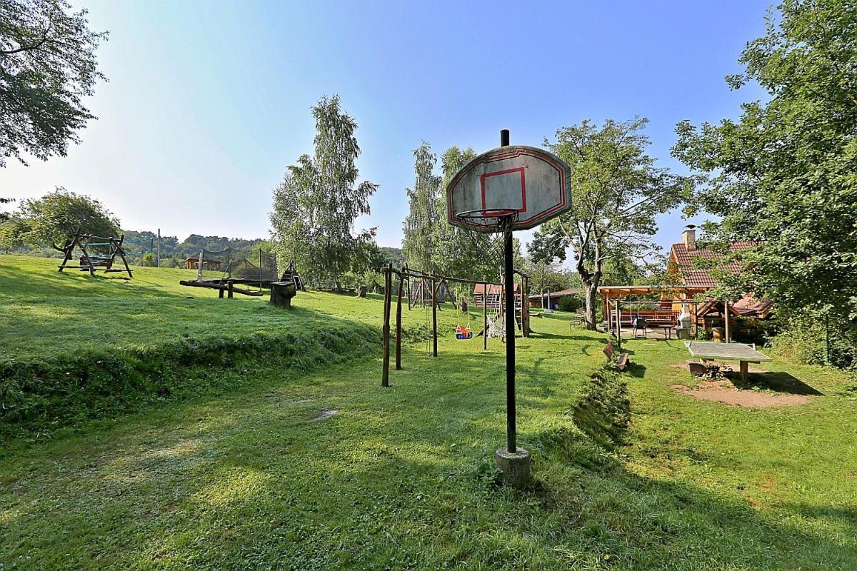 Miniresort Amulet Hruba Skala Exterior photo