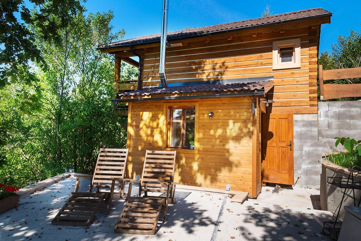 Miniresort Amulet Hruba Skala Exterior photo